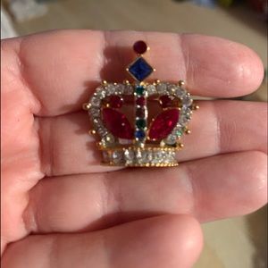 Jeweled crown brooch